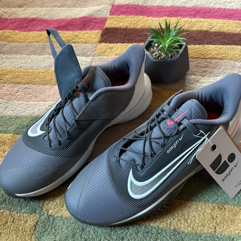 NWT Nike Precision7 FN4322-003  Basketball Shoes for men’s size 9.5